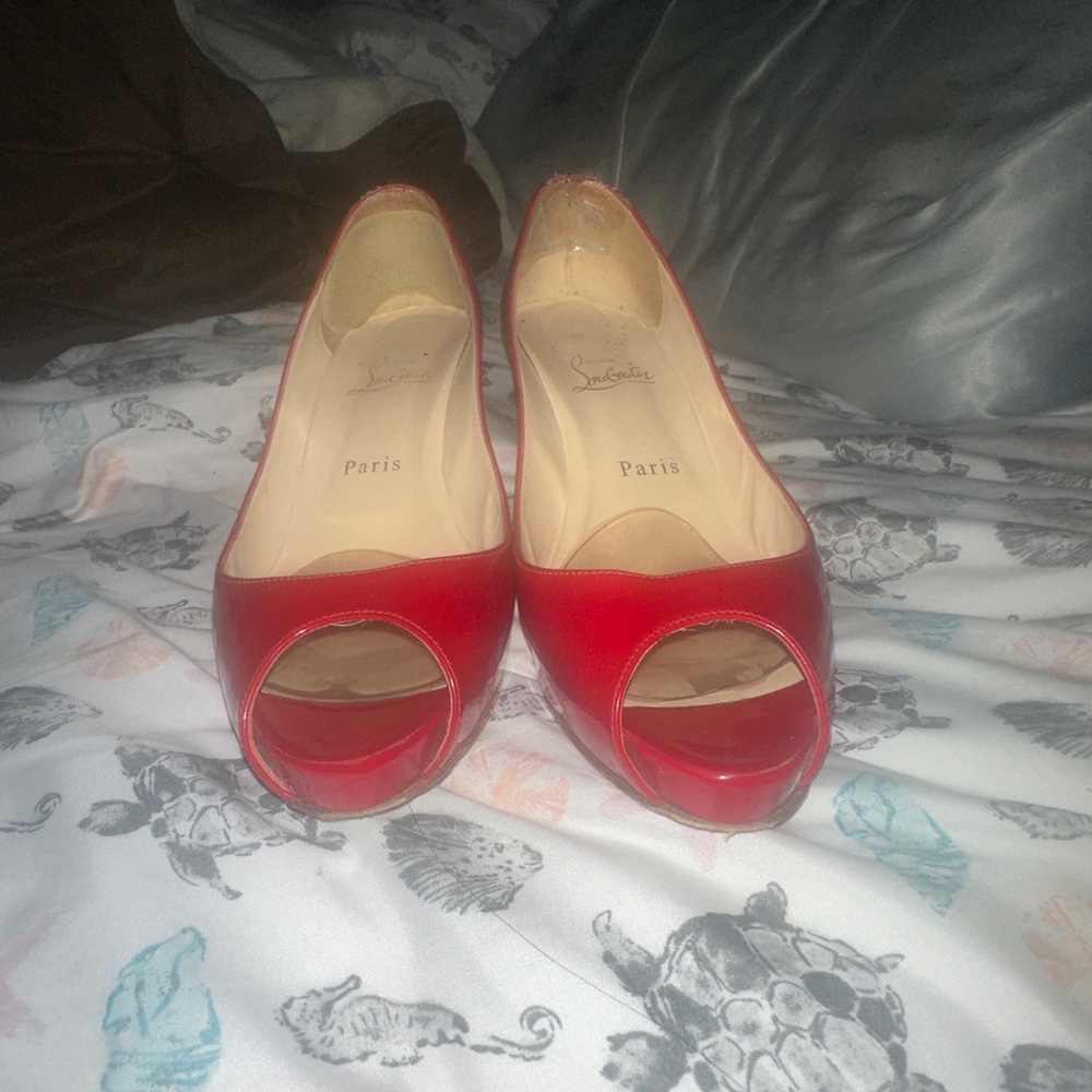 Red Christian Louboutin Heels 38.5 - comfy! - Picture 4 of 8